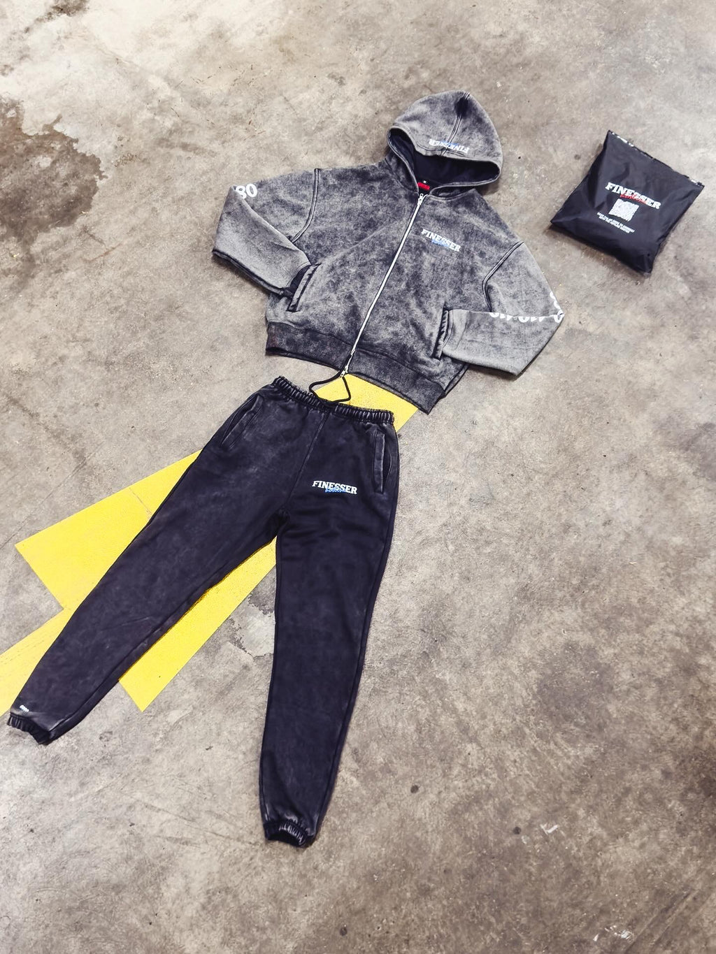 FINESSER HOTLINE “GREY FOG”ACID WASH ZIP UP TRACKSUIT